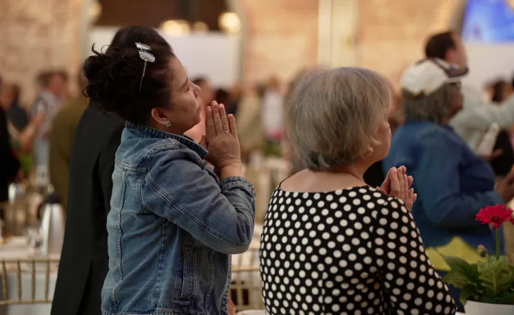 Community Prayer attendies